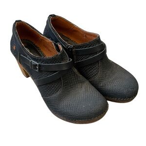 Art. The Art Company Heeled Clogs / Bootie